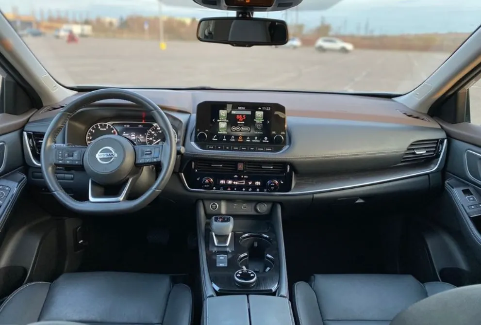 Nissan Rogue - фото 12