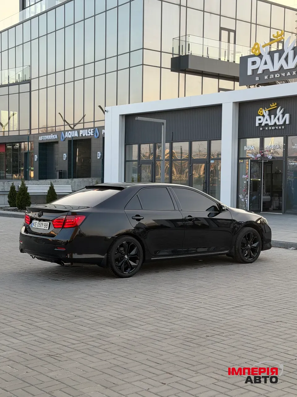 Toyota Camry - фото 7