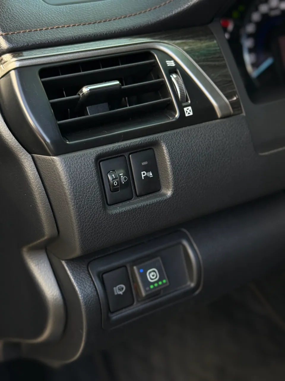 Toyota Camry - фото 16