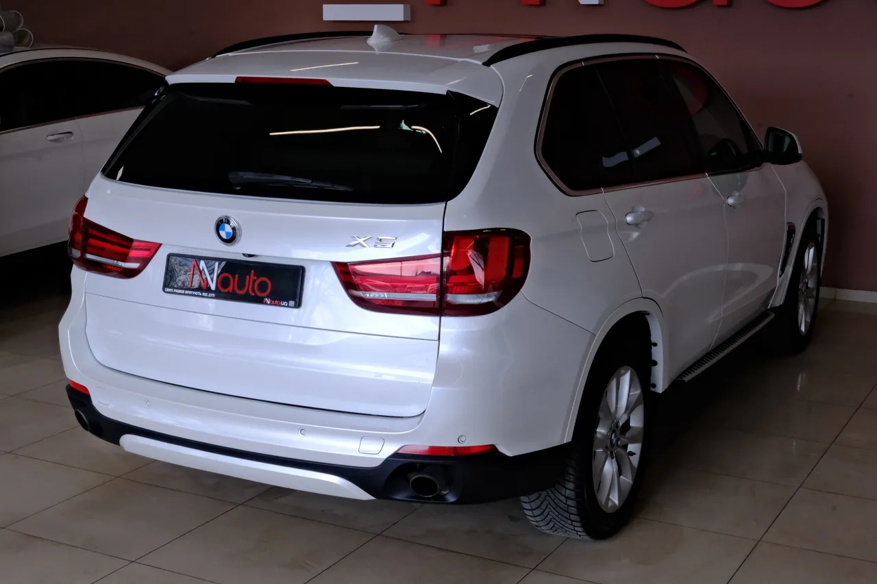 BMW X5 - фото 5