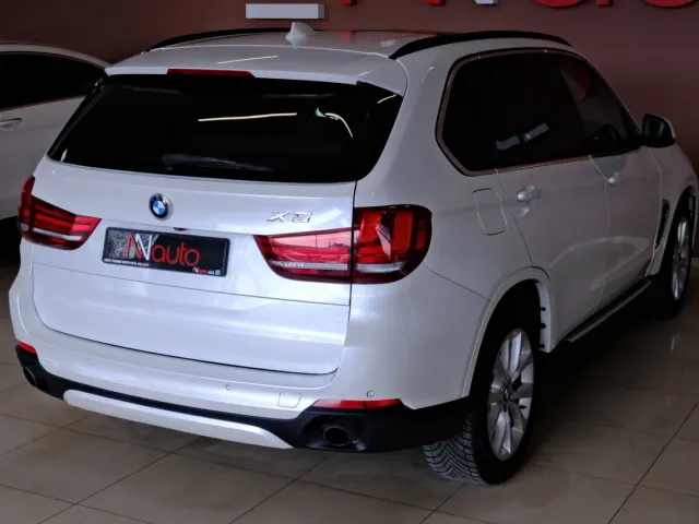 BMW X5 - фото 5