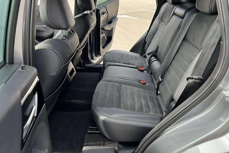 Mitsubishi Outlander - фото 15