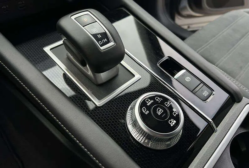 Mitsubishi Outlander - фото 8