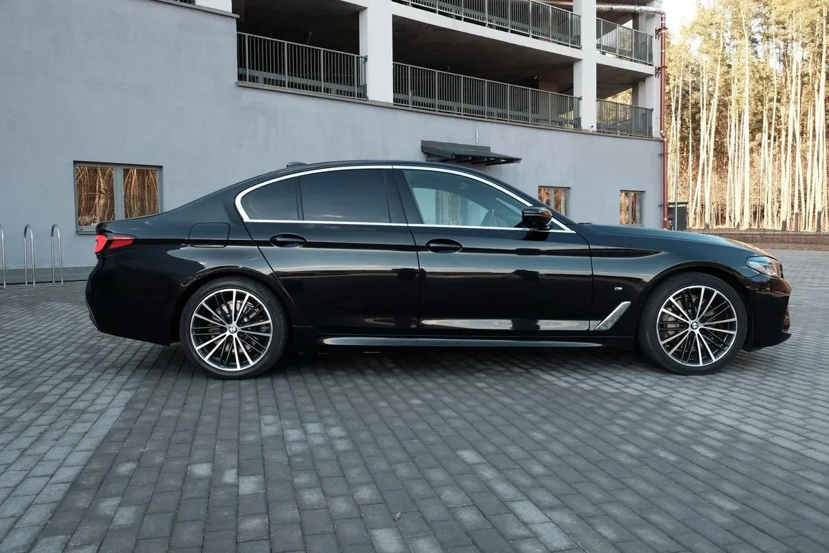 BMW 5 серії - фото 4