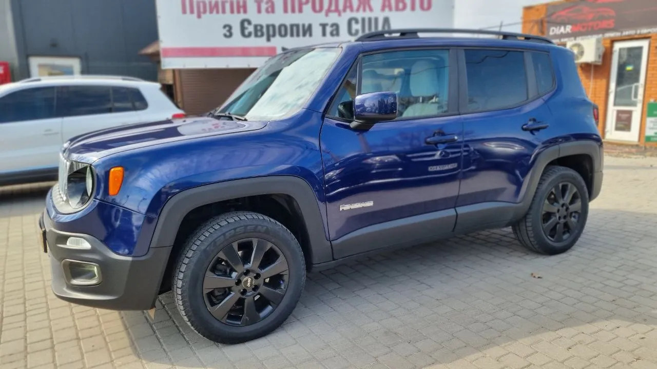 Jeep Renegade - фото 3