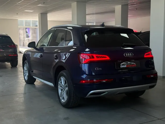 Audi Q5 - фото 3