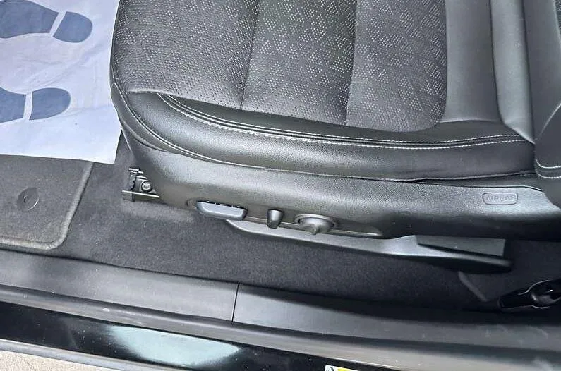 Chevrolet Bolt - фото 10