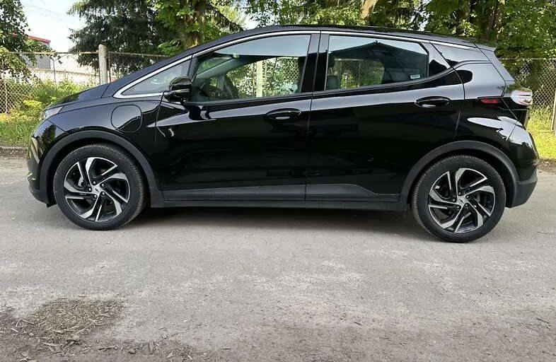 Chevrolet Bolt - фото 8