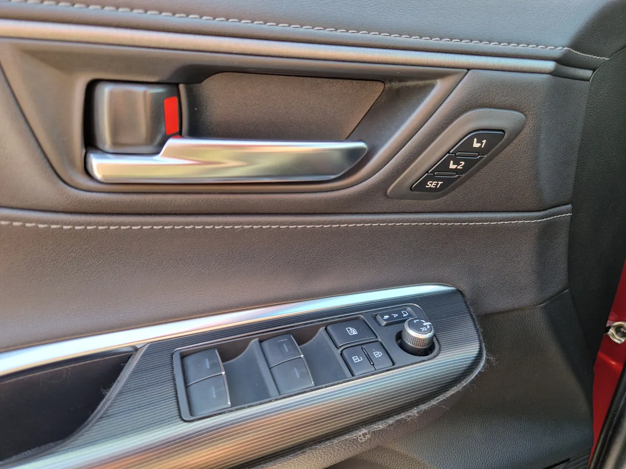 Toyota Venza - фото 19