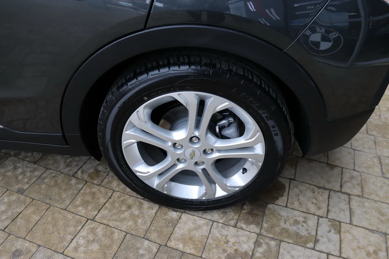 Chevrolet Bolt - фото 5