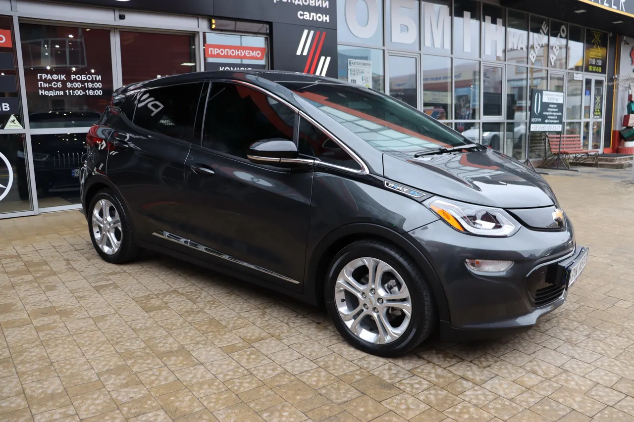 Chevrolet Bolt - фото 8