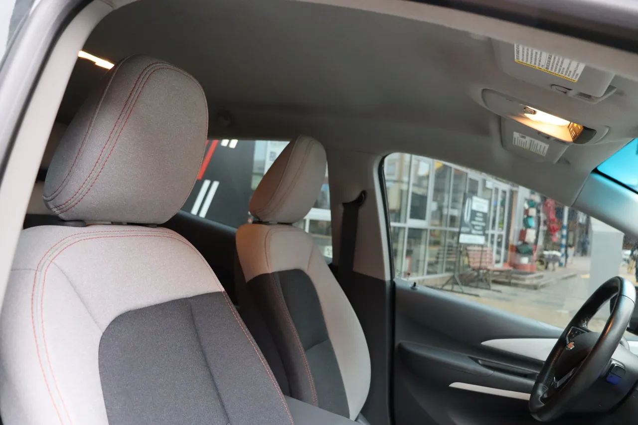 Chevrolet Bolt - фото 44