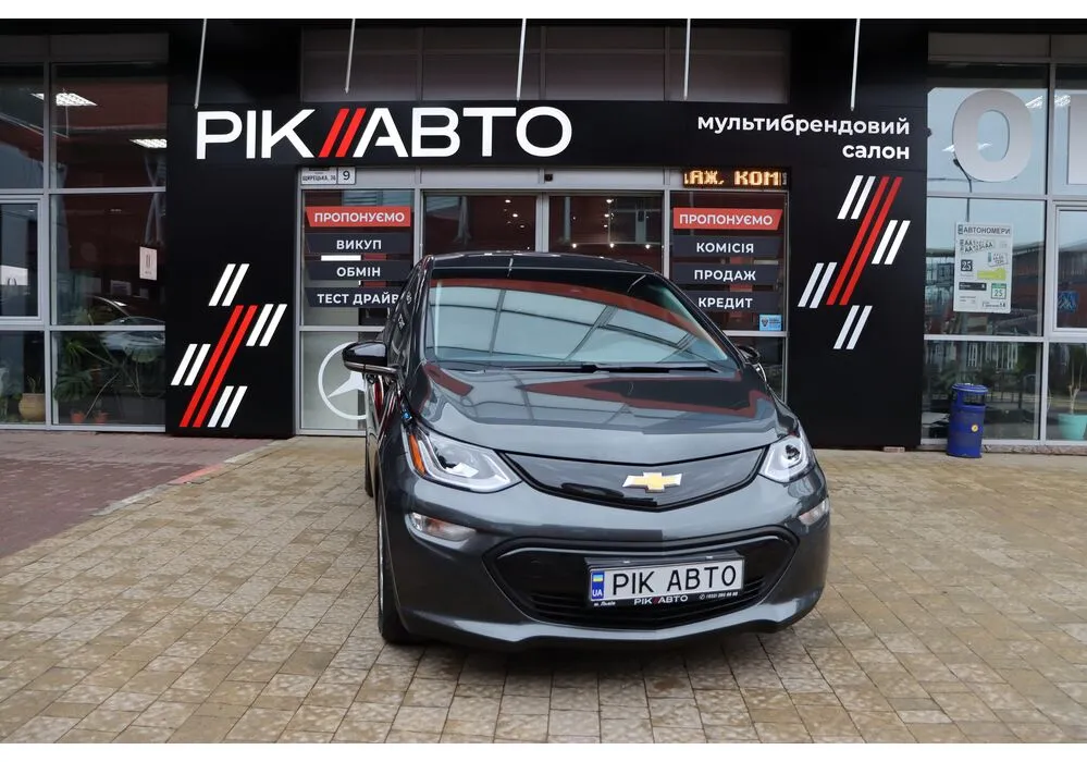 Chevrolet Bolt - фото 1