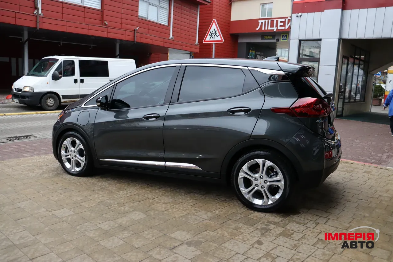 Chevrolet Bolt - фото 9