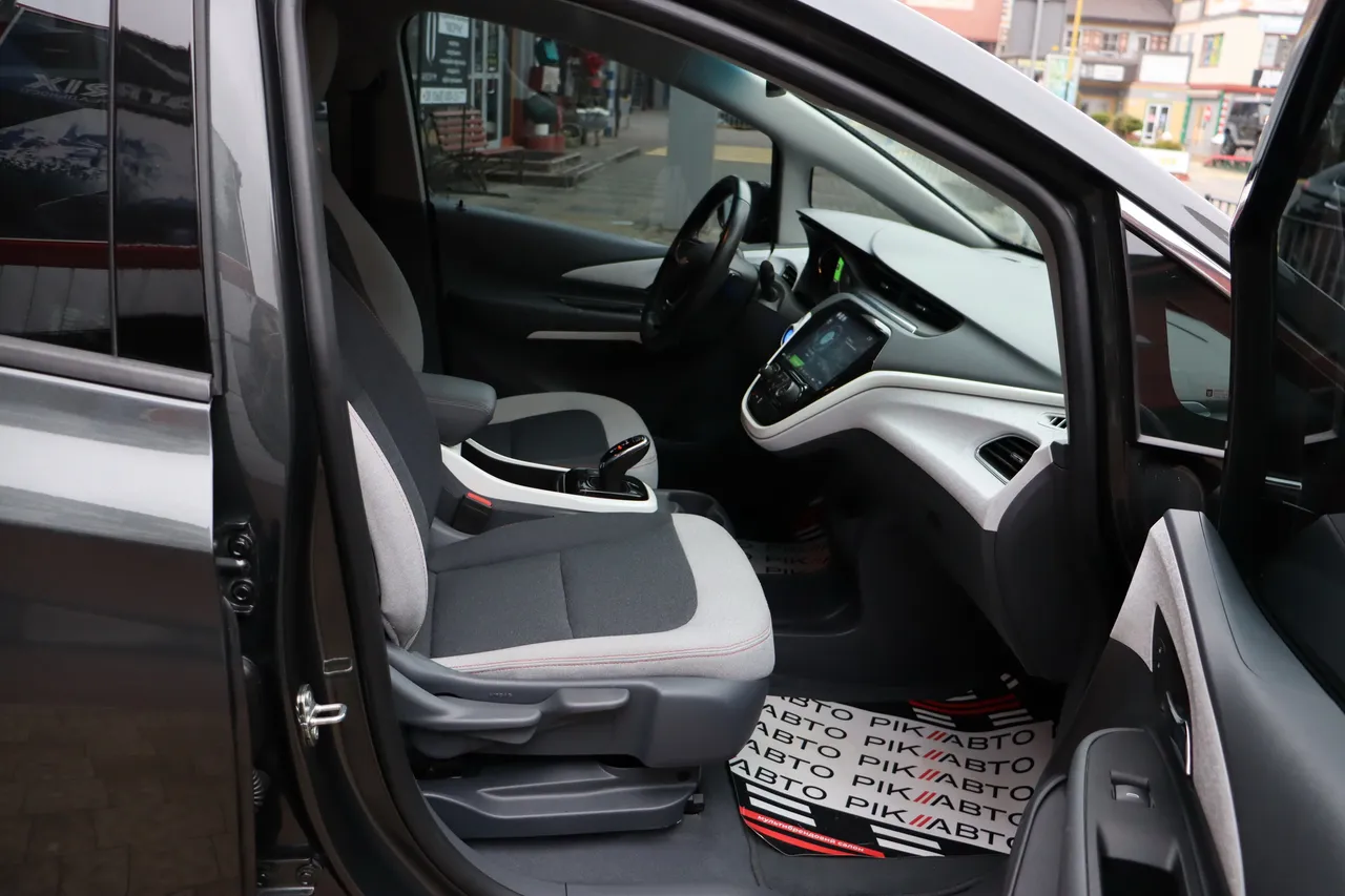 Chevrolet Bolt - фото 41