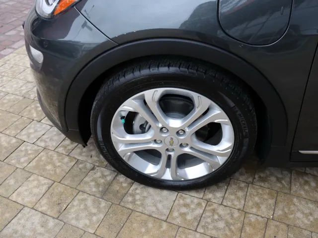 Chevrolet Bolt - фото 4