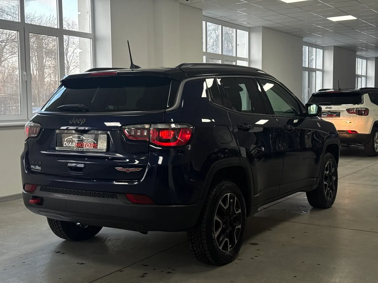 Jeep Compass - фото 6