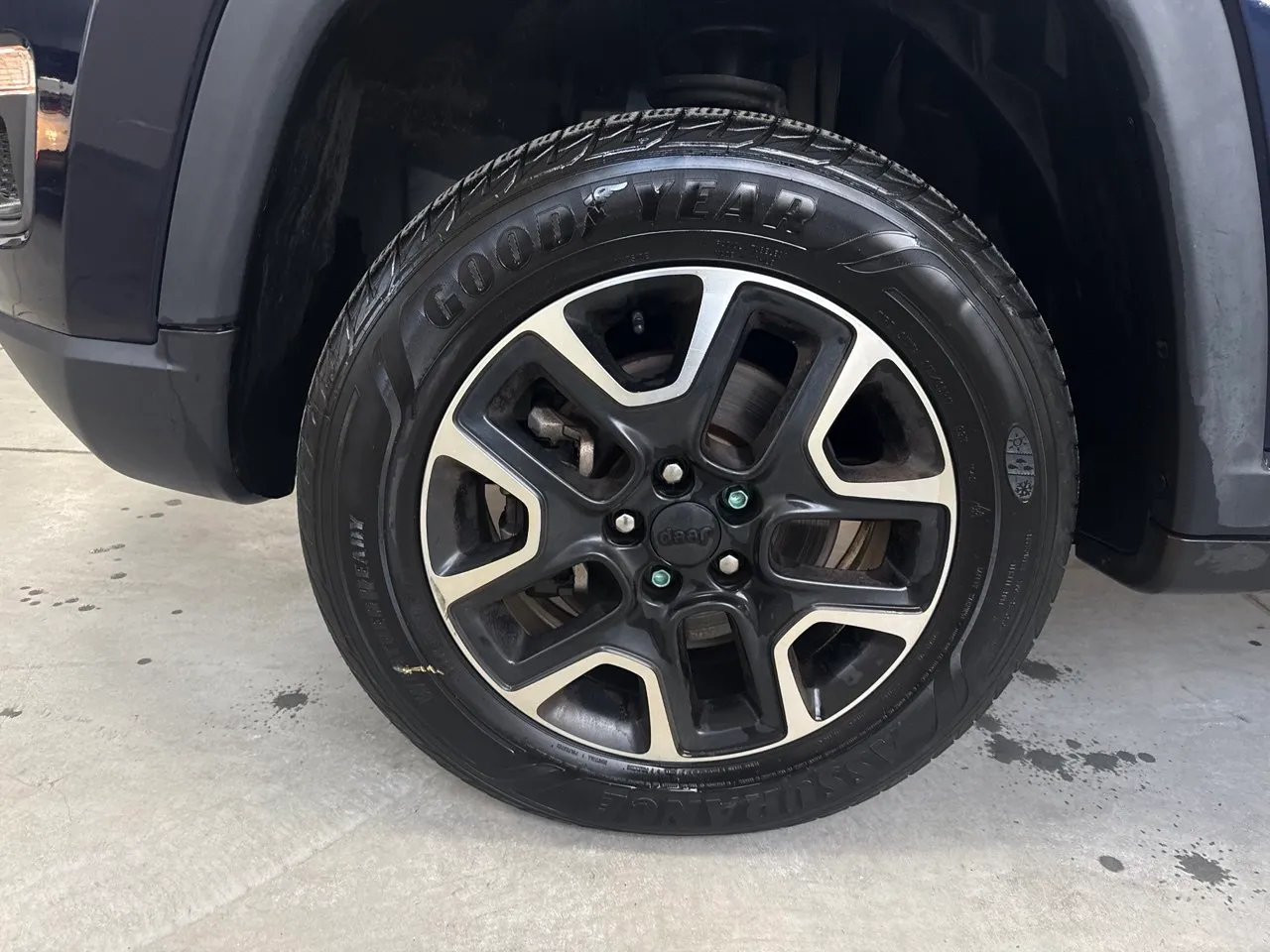 Jeep Compass - фото 7