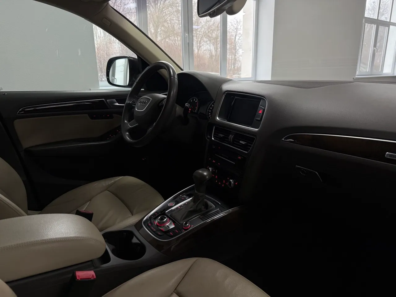 Audi Q5 - фото 5