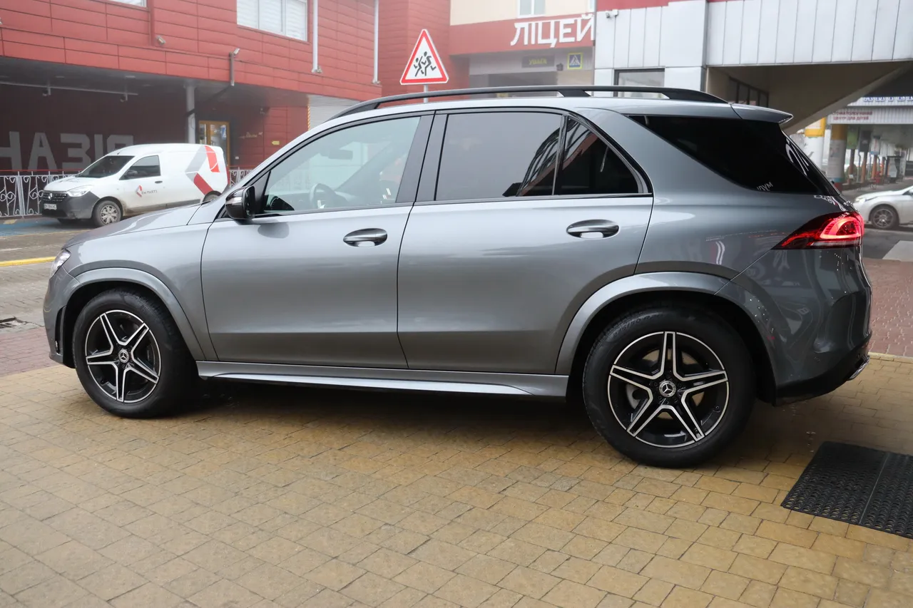 Mercedes-Benz GLE - фото 9
