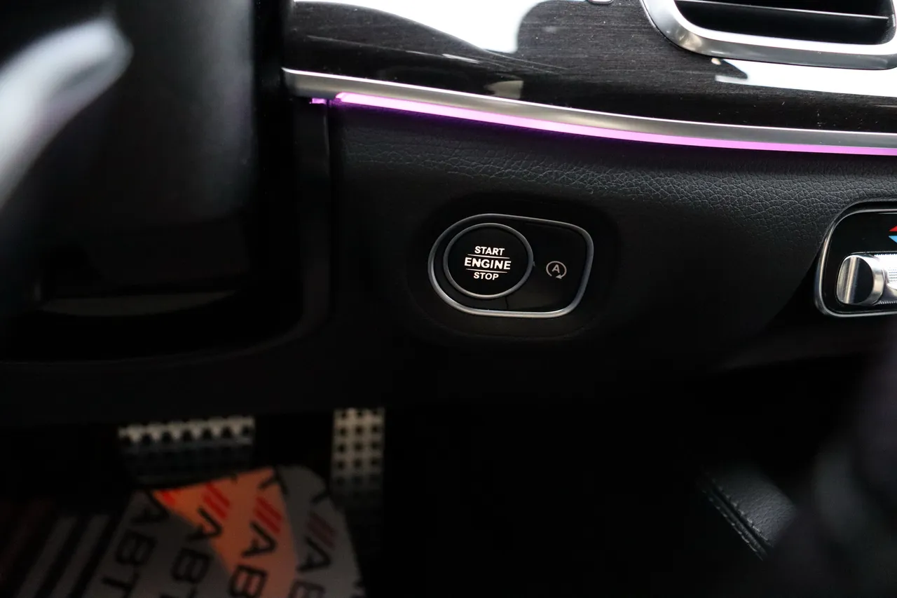 Mercedes-Benz GLE - фото 24