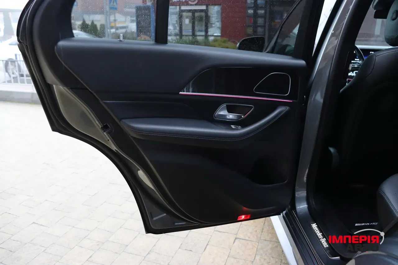 Mercedes-Benz GLE - фото 37