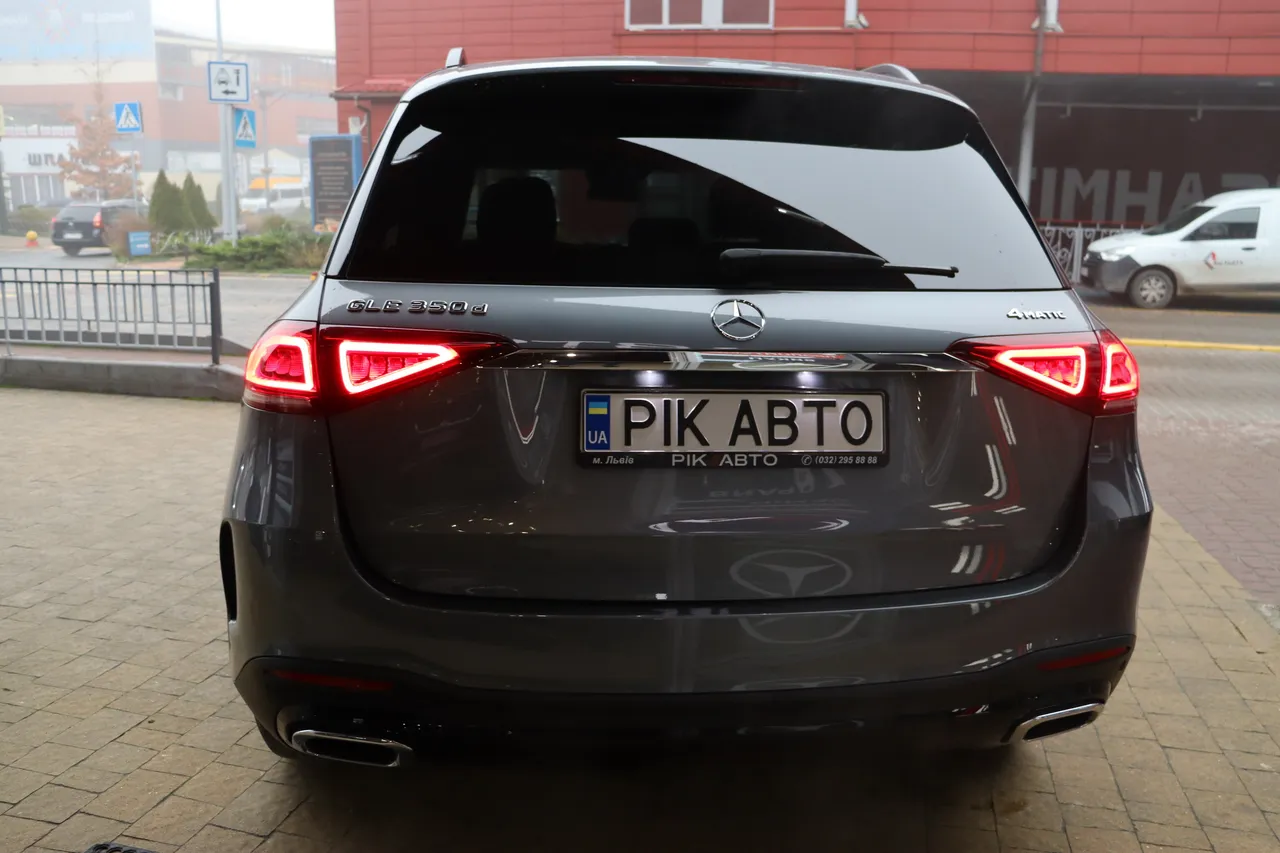 Mercedes-Benz GLE - фото 7