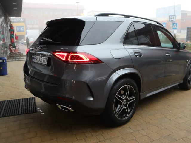 Mercedes-Benz GLE - фото 3