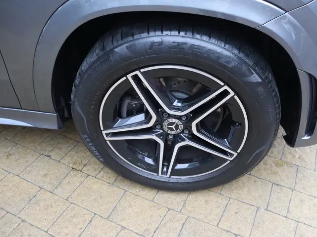 Mercedes-Benz GLE - фото 4