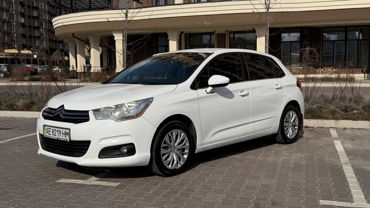Citroen C4 - фото 2