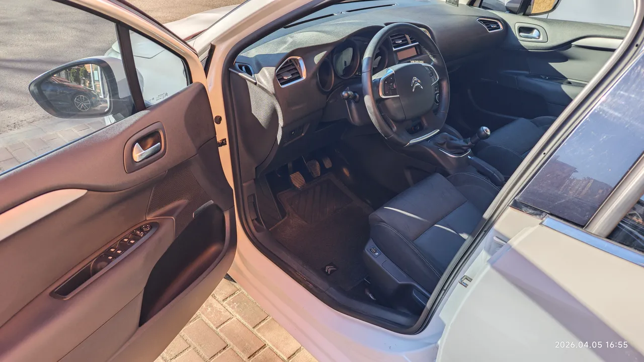 Citroen C4 - фото 17