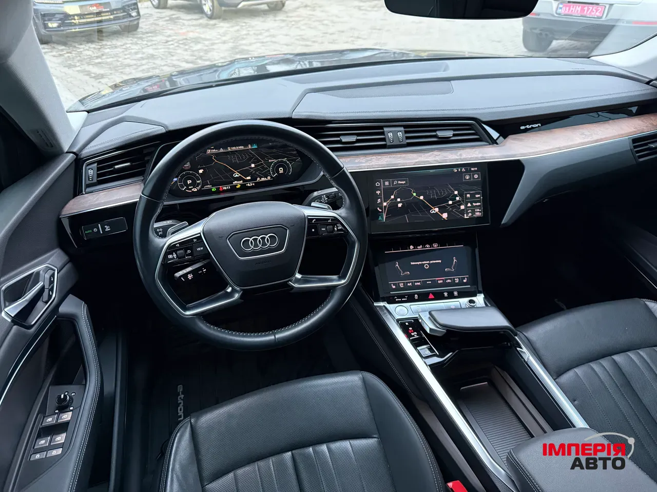 Audi e-tron - фото 28