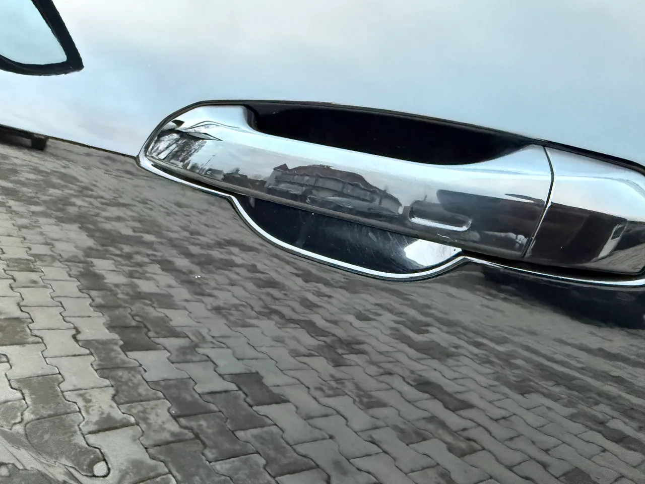 Audi e-tron - фото 21