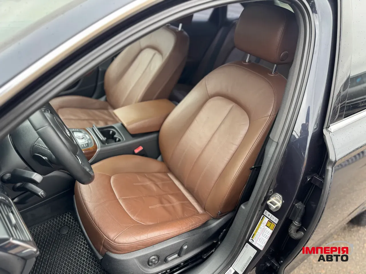 Audi A6 - фото 9