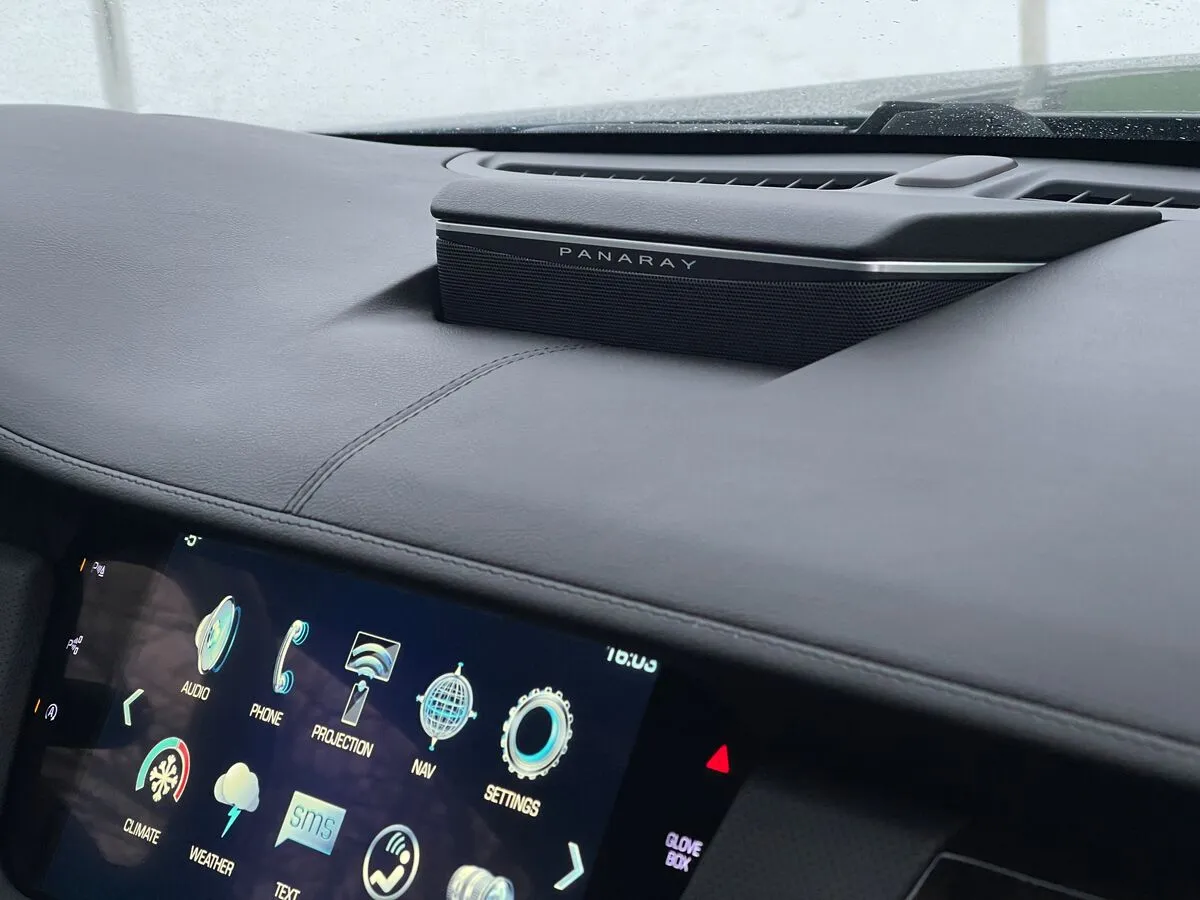 Cadillac CT6 - фото 37