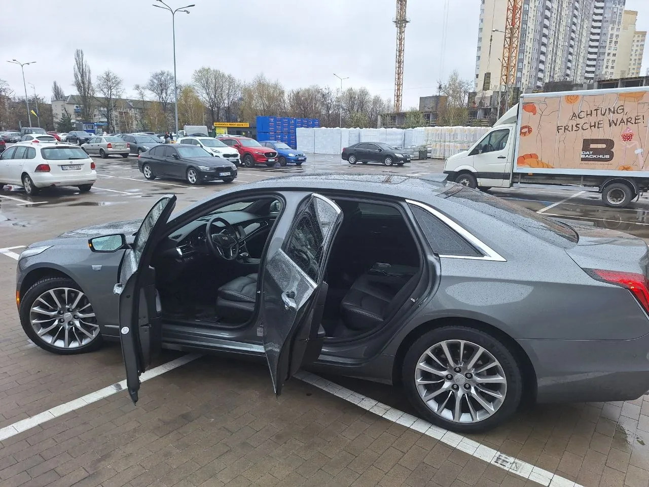 Cadillac CT6 - фото 23