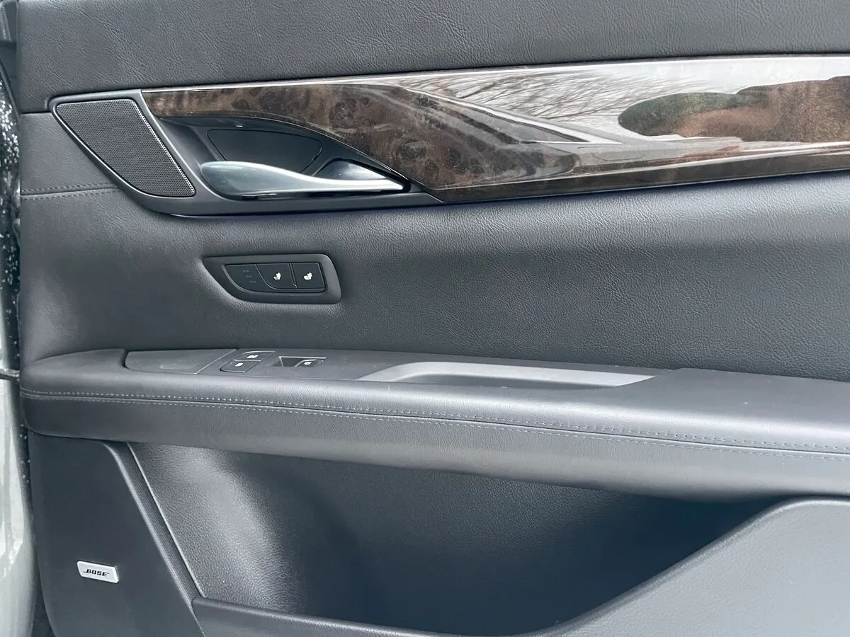 Cadillac CT6 - фото 43