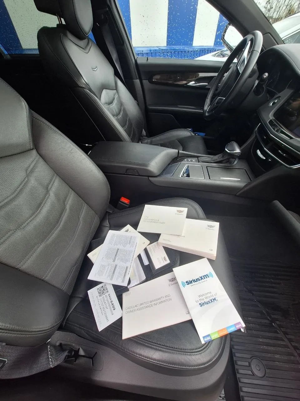 Cadillac CT6 - фото 56