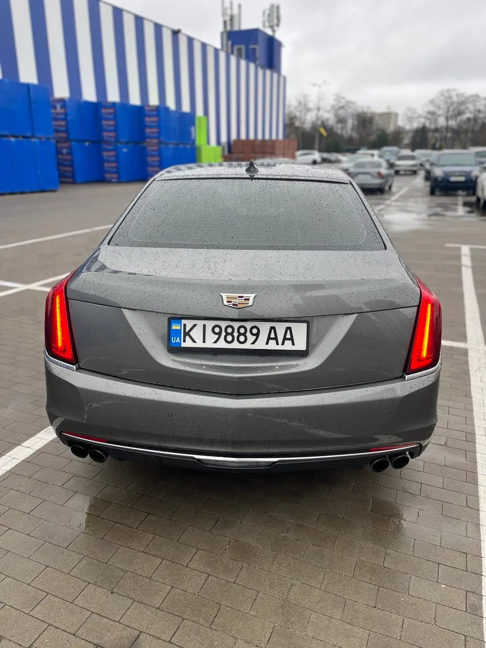 Cadillac CT6 - фото 21