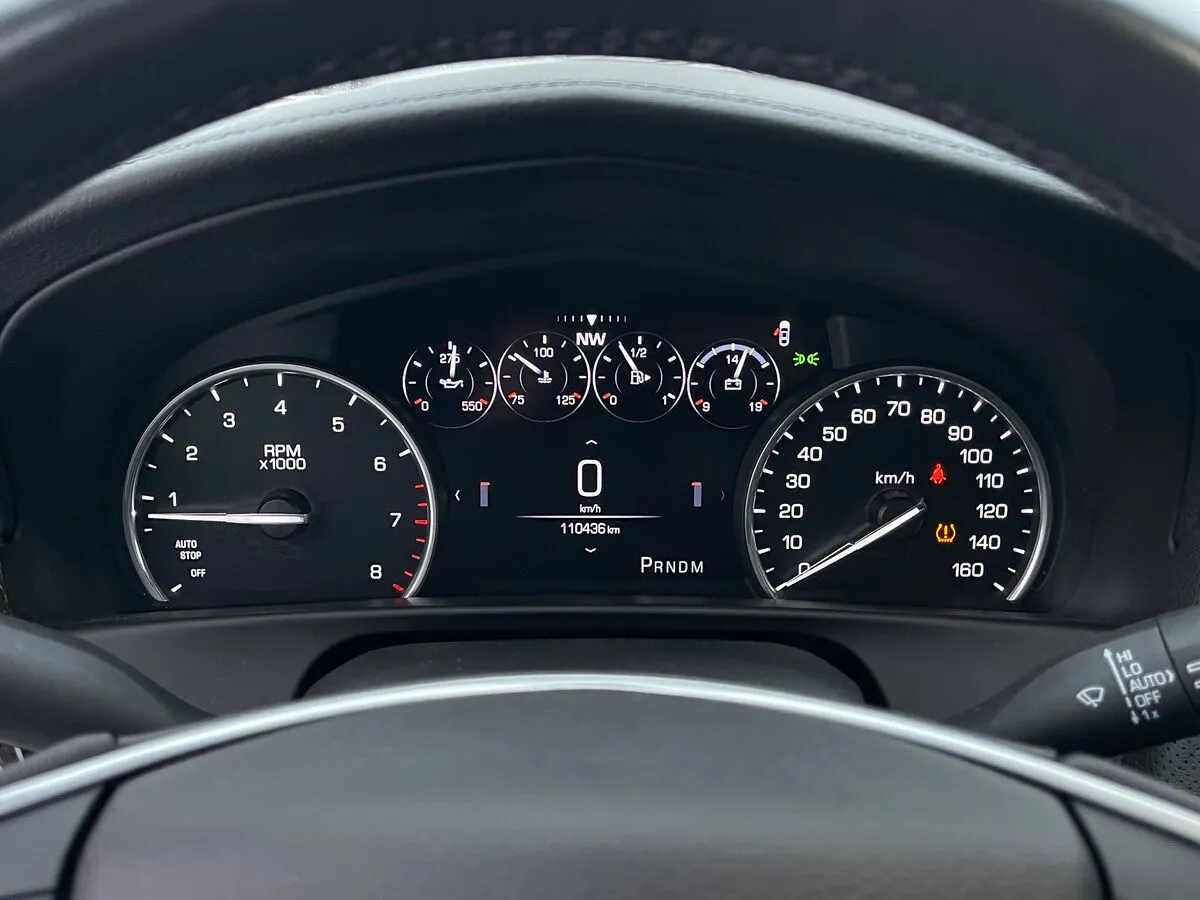 Cadillac CT6 - фото 46