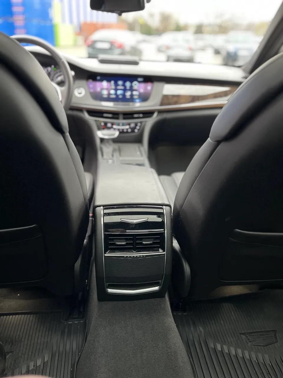 Cadillac CT6 - фото 53