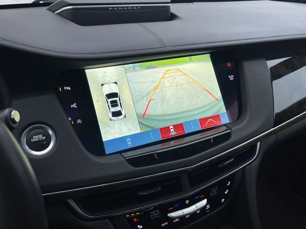 Cadillac CT6 - фото 49