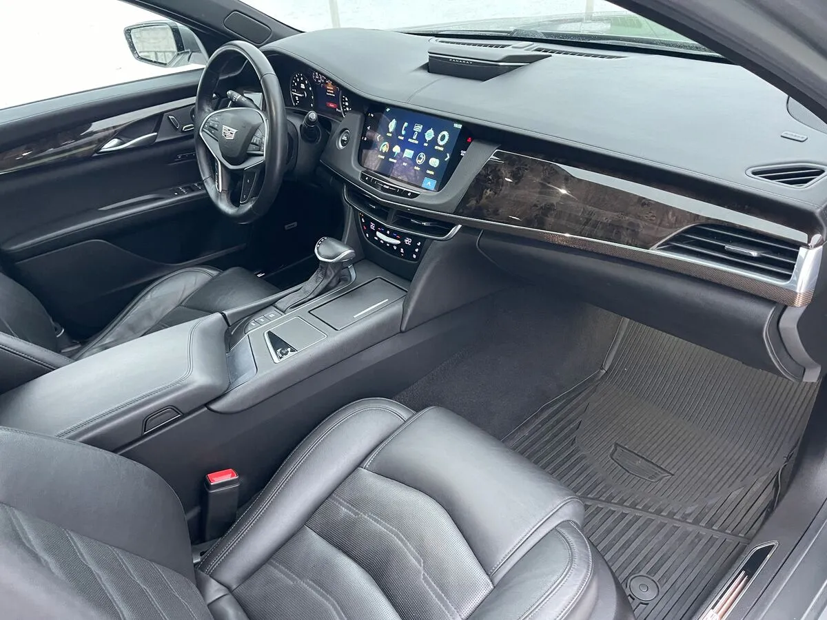 Cadillac CT6 - фото 36