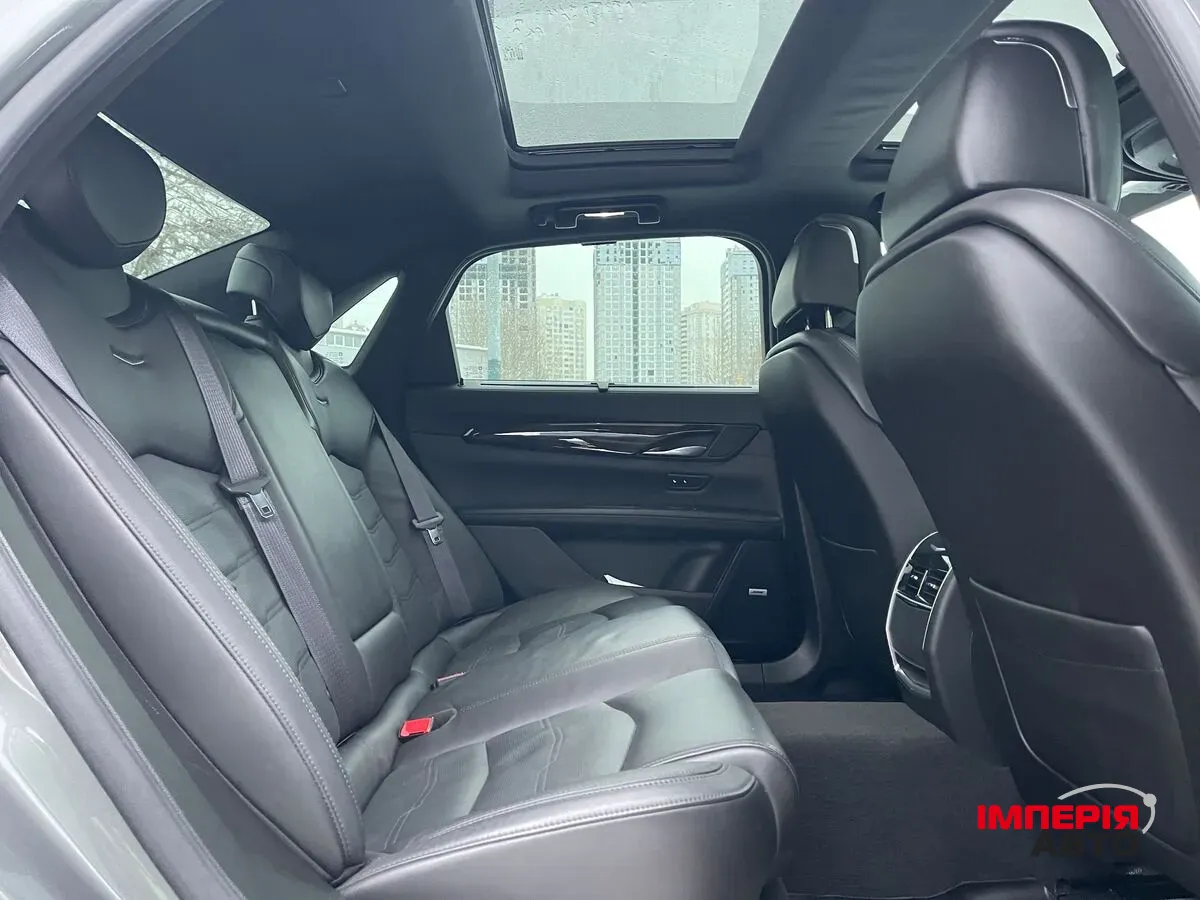 Cadillac CT6 - фото 41