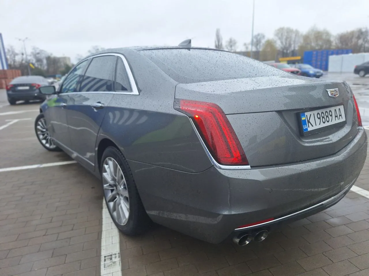 Cadillac CT6 - фото 18