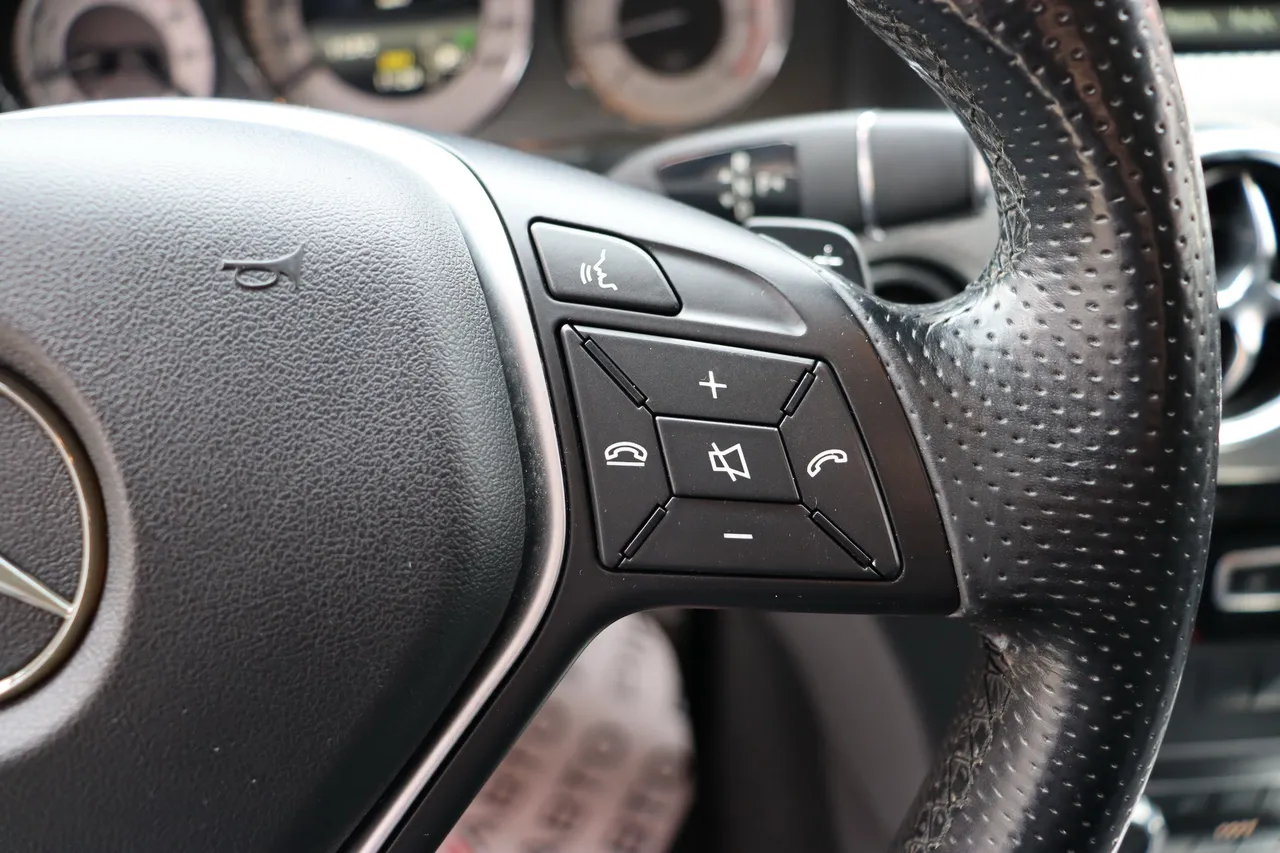 Mercedes-Benz GLK-Класс - фото 17