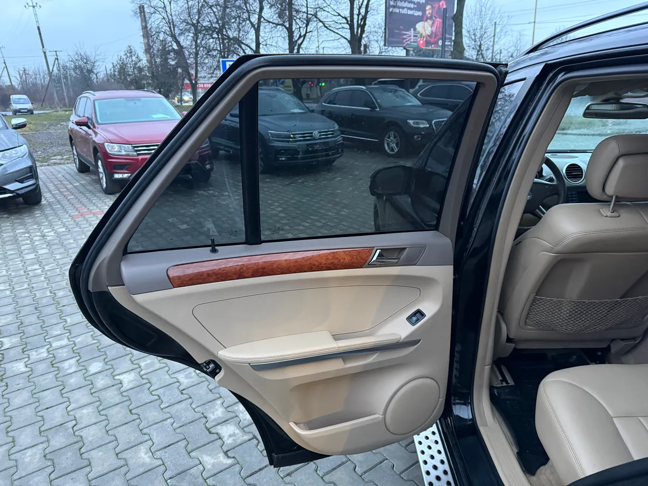 Mercedes-Benz M-Класс - фото 24