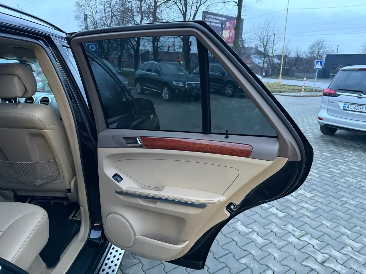 Mercedes-Benz M-Класс - фото 29