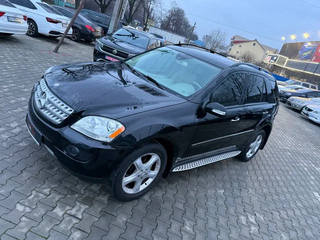 Mercedes-Benz M-Класс - фото 1