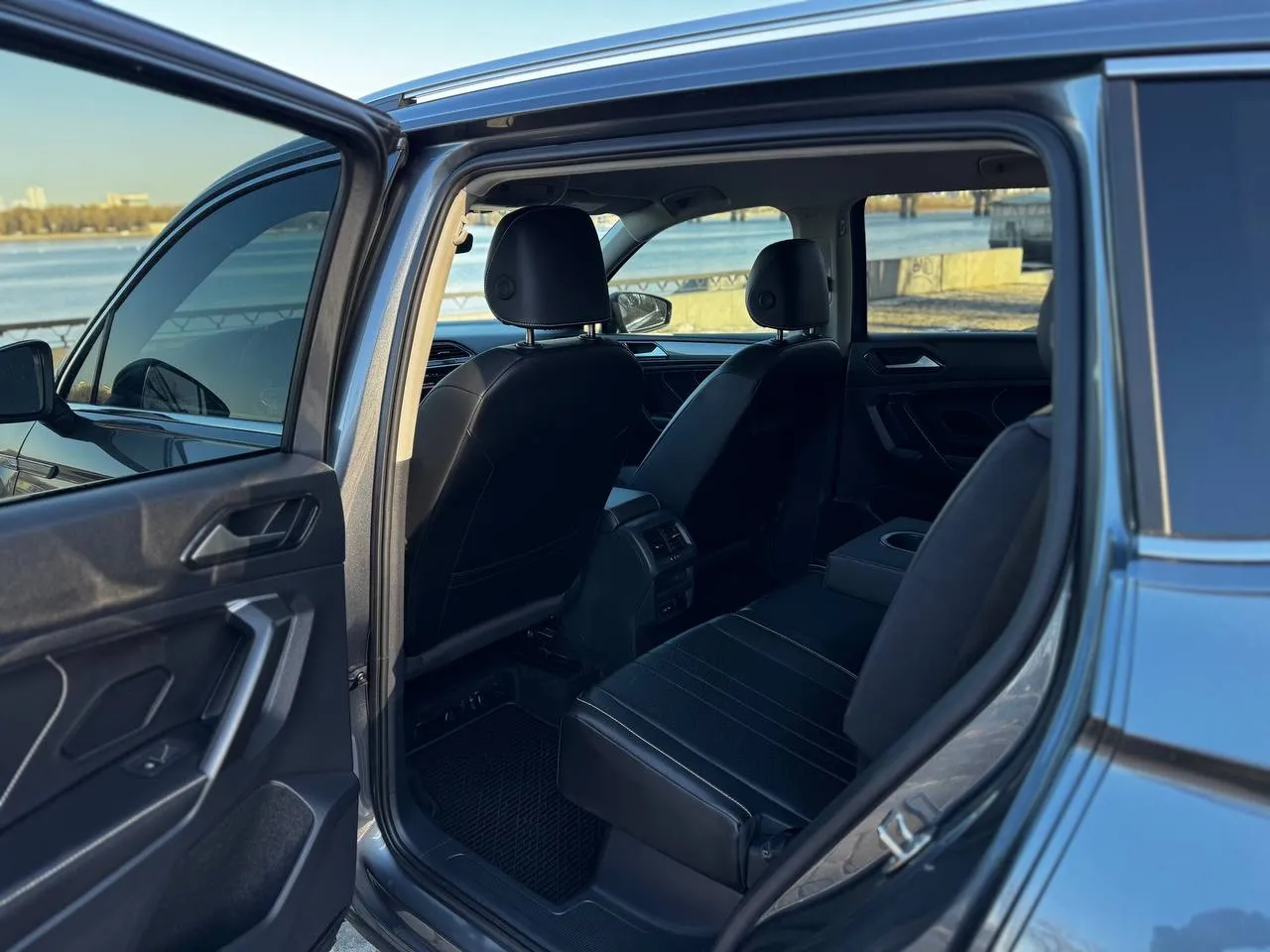 Volkswagen Tiguan - фото 34